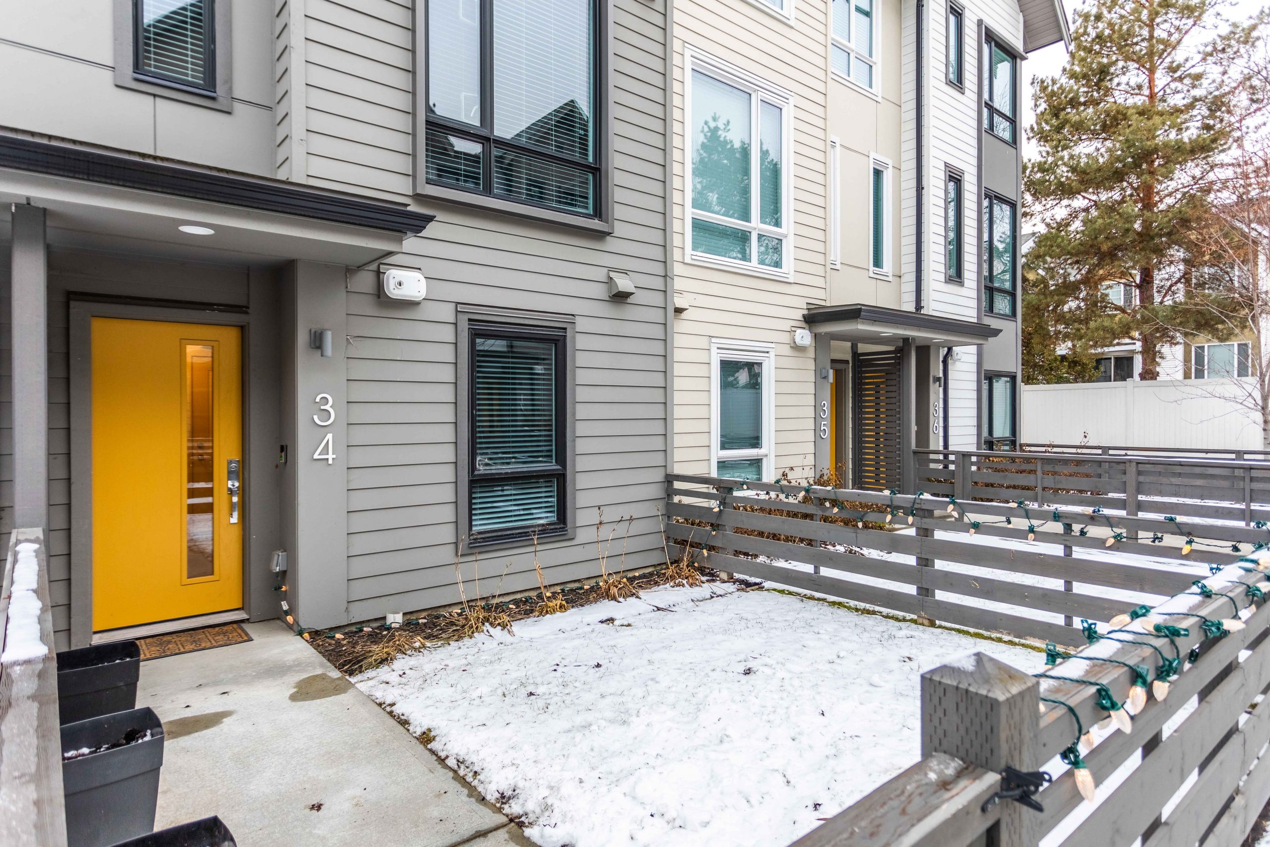 Home with good winter curb appeal